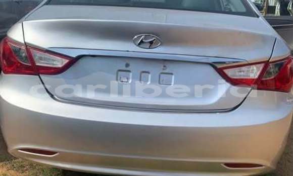 Buy Used Hyundai Santamo Other Car in Monrovia in Montserrado County Buy Used Hyundai Santamo Other Car in Monrovia in Montserrado County