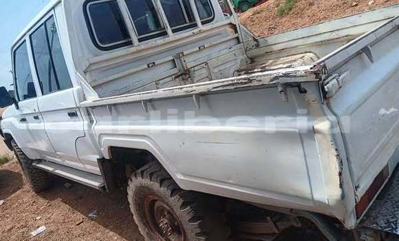 Buy Used Land Rover Defender Other Car in Monrovia in Montserrado County