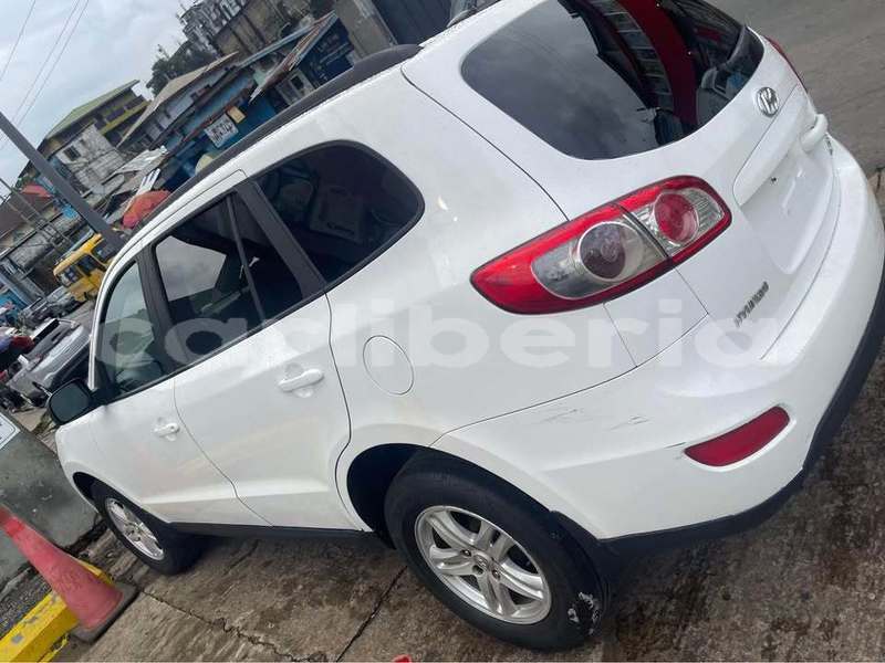 Big with watermark hyundai santa fe montserrado county monrovia 4985