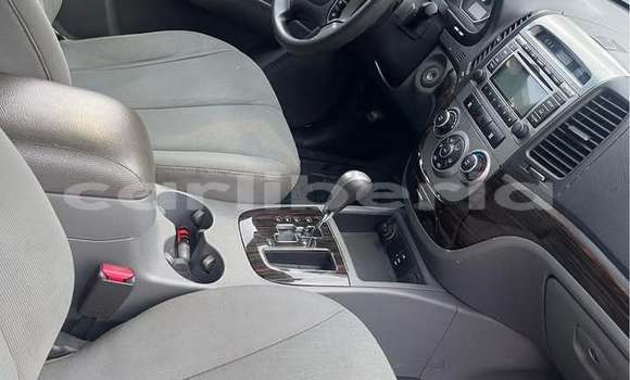 Acheter Occasion Voiture Hyundai Santa Fe Blanc à Monrovia, Comté de Montserrado Acheter Occasion Voiture Hyundai Santa Fe Blanc à Monrovia, Comté de Montserrado