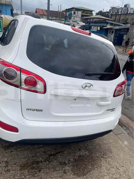 Big with watermark hyundai santa fe montserrado county monrovia 4989