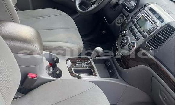 Acheter Occasion Voiture Hyundai Santa Fe Blanc à Monrovia, Comté de Montserrado Acheter Occasion Voiture Hyundai Santa Fe Blanc à Monrovia, Comté de Montserrado