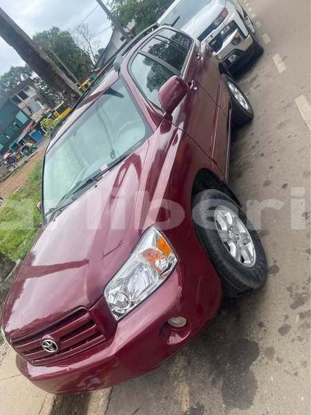 Big with watermark toyota highlander montserrado county monrovia 4993