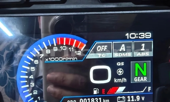 Buy Used Suzuki V-Strom Beige Bike in Monrovia in Montserrado County Buy Used Suzuki V-Strom Beige Bike in Monrovia in Montserrado County