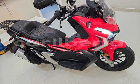 Buy Used Honda Scooters Red Bike in Monrovia in Montserrado County Buy Used Honda Scooters Red Bike in Monrovia in Montserrado County