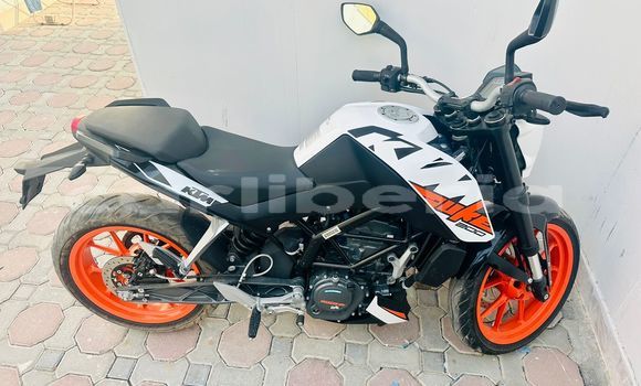Buy Used KTM Duke Beige Bike in Monrovia in Montserrado County