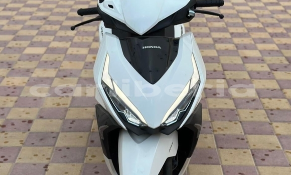 Buy Used Honda NS White Bike in Monrovia in Montserrado County