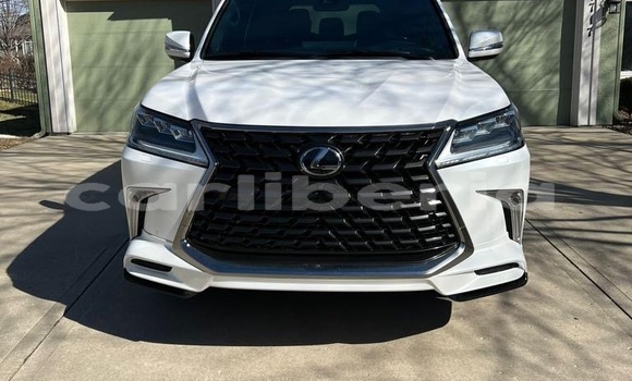 Buy Used Lexus LX 570 White Car in Barclayville in Grand Kru County