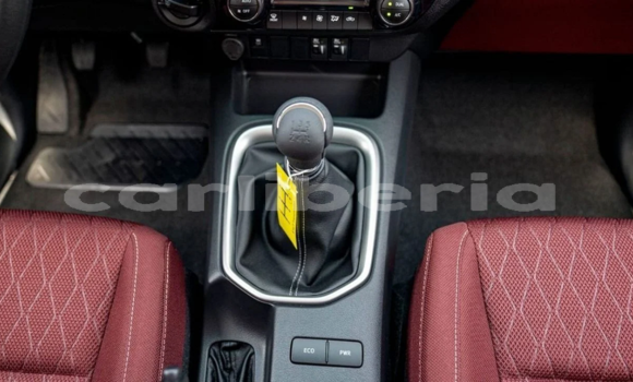 Acheter Neuf Voiture Toyota Hilux Blanc à Monrovia, Comté de Montserrado Acheter Neuf Voiture Toyota Hilux Blanc à Monrovia, Comté de Montserrado