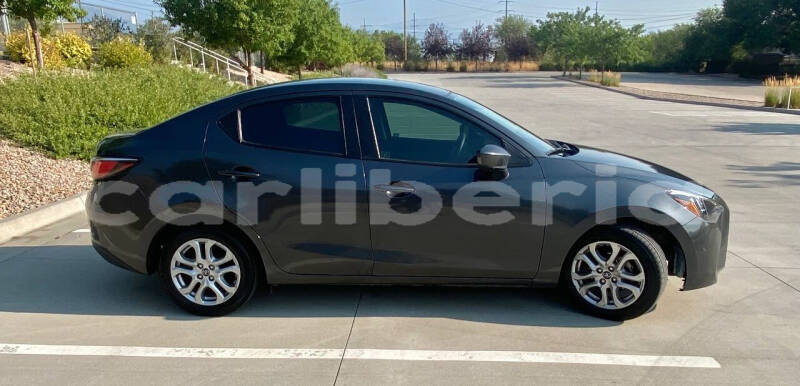 Big with watermark toyota yaris montserrado county monrovia 5068