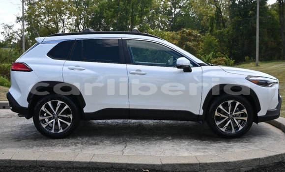 Acheter Occasion Voiture Toyota Corolla Cross Blanc à Monrovia, Comté de Montserrado Acheter Occasion Voiture Toyota Corolla Cross Blanc à Monrovia, Comté de Montserrado