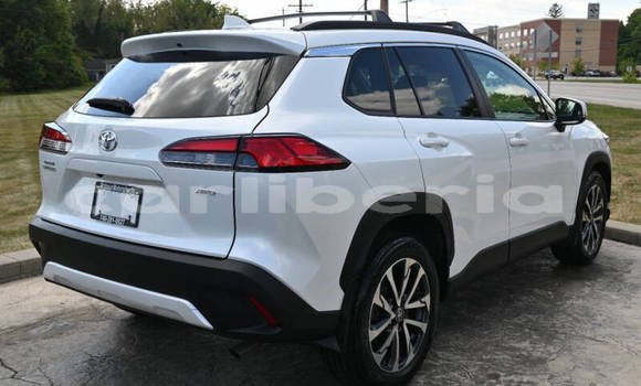 Acheter Occasion Voiture Toyota Corolla Cross Blanc à Monrovia, Comté de Montserrado Acheter Occasion Voiture Toyota Corolla Cross Blanc à Monrovia, Comté de Montserrado