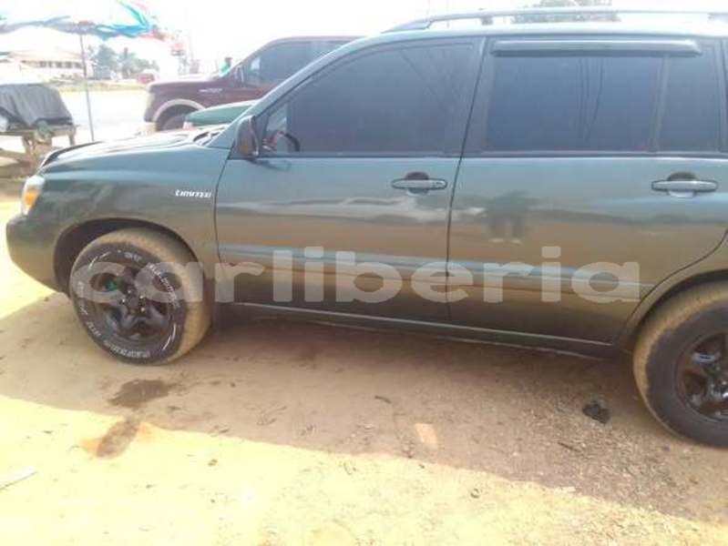 Big with watermark toyota highlander montserrado county monrovia 5097