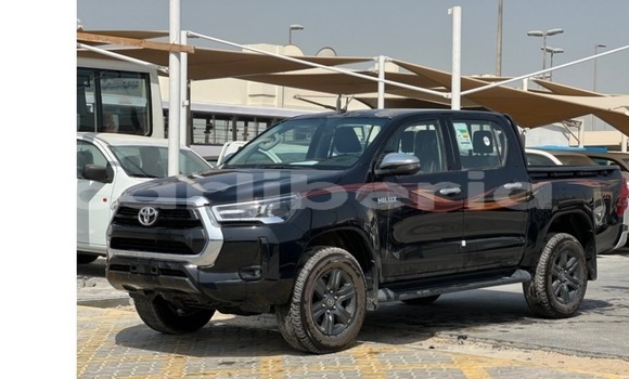 Buy Used Toyota Hilux White Car in Monrovia in Montserrado County Buy Used Toyota Hilux White Car in Monrovia in Montserrado County