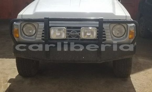 Buy Used Nissan Patrol White Car in Monrovia in Montserrado County