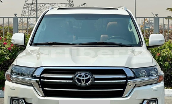Buy Used Toyota Land Cruiser White Car in Barclayville in Grand Kru County