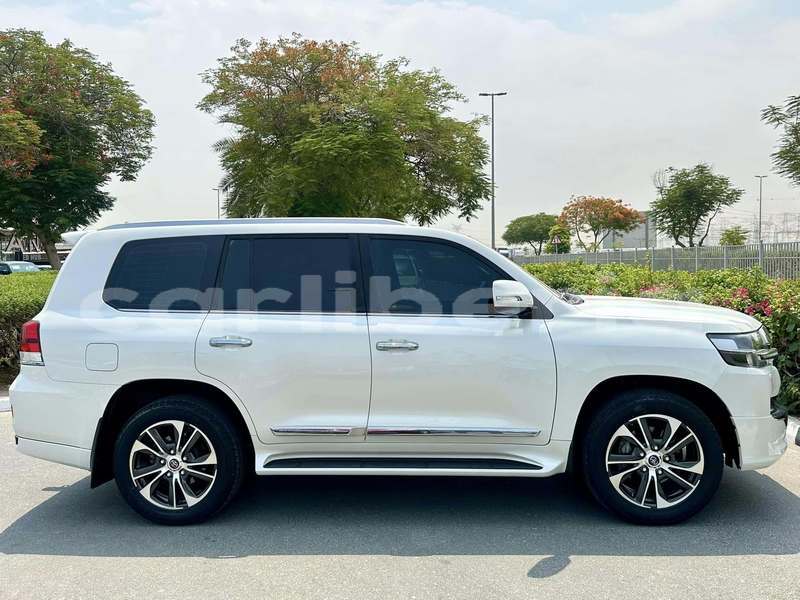 Big with watermark toyota land cruiser grand kru county barclayville 5127