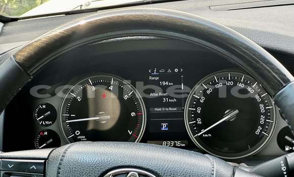 Buy Used Toyota Land Cruiser White Car in Barclayville in Grand Kru County Buy Used Toyota Land Cruiser White Car in Barclayville in Grand Kru County