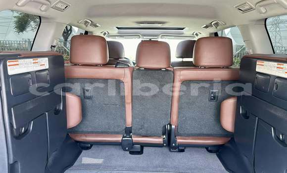 Buy Used Toyota Land Cruiser White Car in Barclayville in Grand Kru County Buy Used Toyota Land Cruiser White Car in Barclayville in Grand Kru County