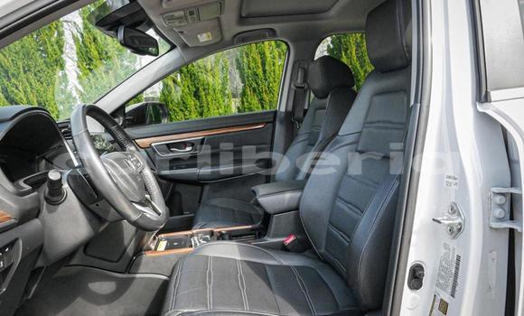 Buy Used Honda CR–V White Car in Monrovia in Montserrado County Buy Used Honda CR–V White Car in Monrovia in Montserrado County