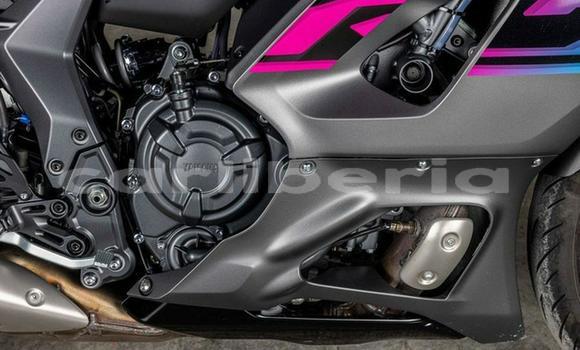 Acheter Occasion Moto Yamaha YZF Noir à Monrovia, Comté de Montserrado Acheter Occasion Moto Yamaha YZF Noir à Monrovia, Comté de Montserrado