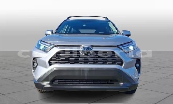 Buy Used Toyota RAV4 Silver Car in Monrovia in Montserrado County Buy Used Toyota RAV4 Silver Car in Monrovia in Montserrado County