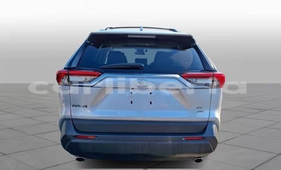 Buy Used Toyota RAV4 Silver Car in Monrovia in Montserrado County Buy Used Toyota RAV4 Silver Car in Monrovia in Montserrado County