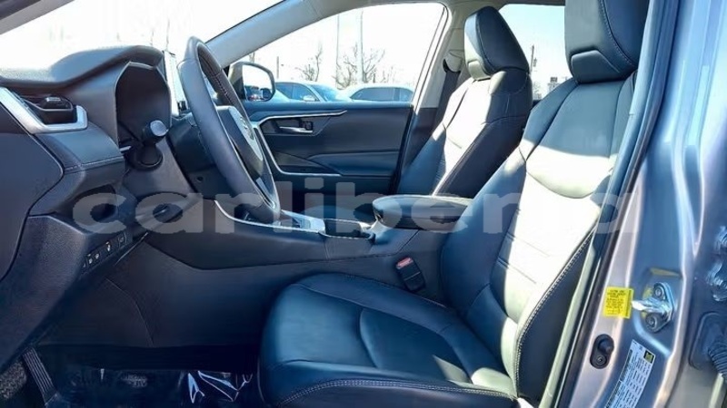 Big with watermark toyota rav4 montserrado county monrovia 5141