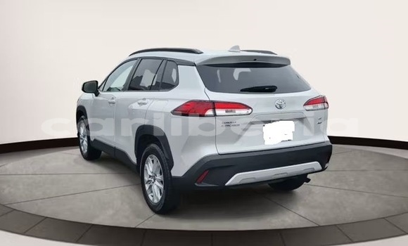 Buy Used Toyota Corolla Cross White Car in Monrovia in Montserrado County Buy Used Toyota Corolla Cross White Car in Monrovia in Montserrado County