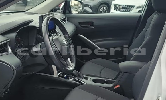 Buy Used Toyota Corolla Cross White Car in Monrovia in Montserrado County Buy Used Toyota Corolla Cross White Car in Monrovia in Montserrado County