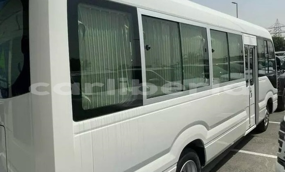 Buy Used Toyota Coaster White Car in Monrovia in Montserrado County Buy Used Toyota Coaster White Car in Monrovia in Montserrado County