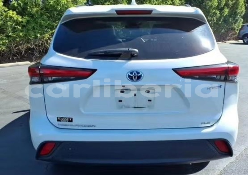 Big with watermark toyota highlander montserrado county monrovia 5167