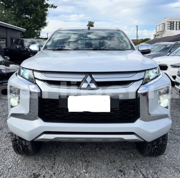 Big with watermark mitsubishi l200 montserrado county monrovia 5168