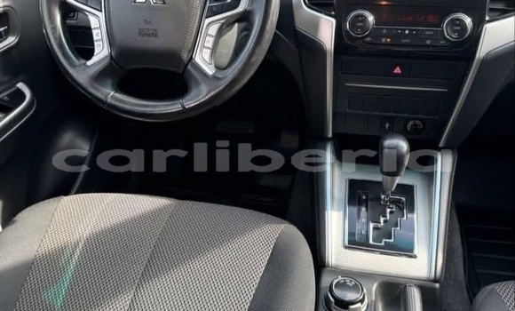 Acheter Occasion Voiture Mitsubishi L200 Blanc à Monrovia, Comté de Montserrado Acheter Occasion Voiture Mitsubishi L200 Blanc à Monrovia, Comté de Montserrado