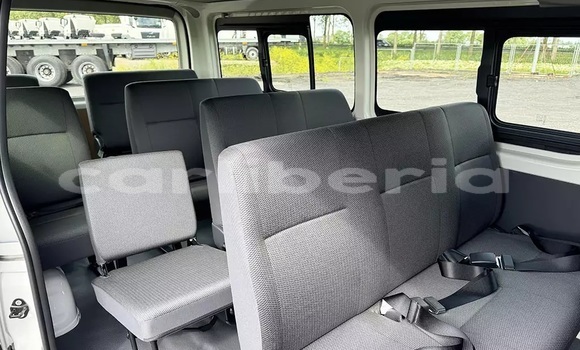 Acheter Neuf Utilitaire Toyota HiAce Blanc à Monrovia, Comté de Montserrado Acheter Neuf Utilitaire Toyota HiAce Blanc à Monrovia, Comté de Montserrado