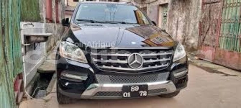 Big with watermark mercedes viano montserrado county monrovia 5184