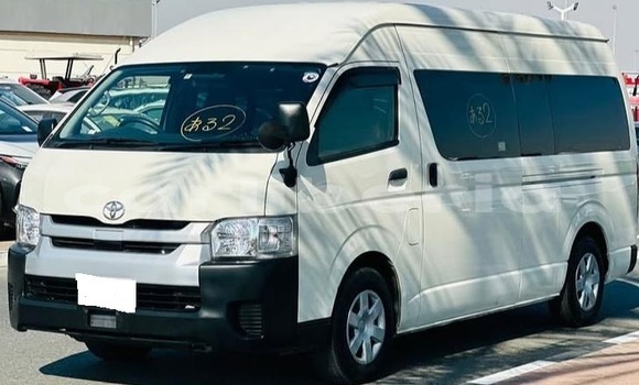 Buy Used Toyota Hiace White Car in Monrovia in Montserrado County