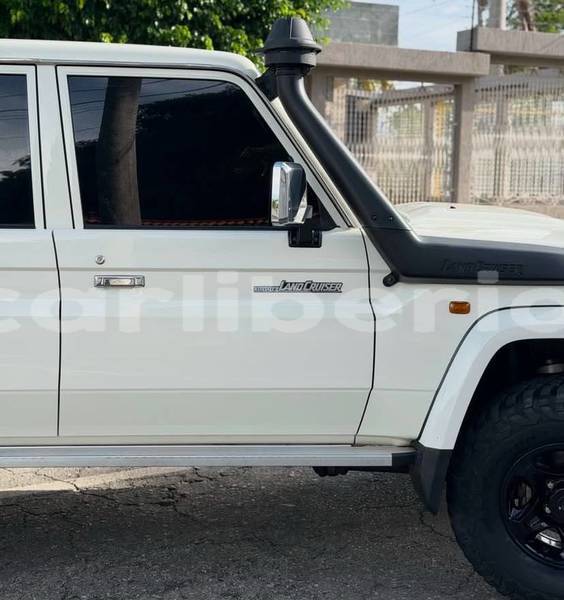 Big with watermark toyota land cruiser montserrado county monrovia 5199