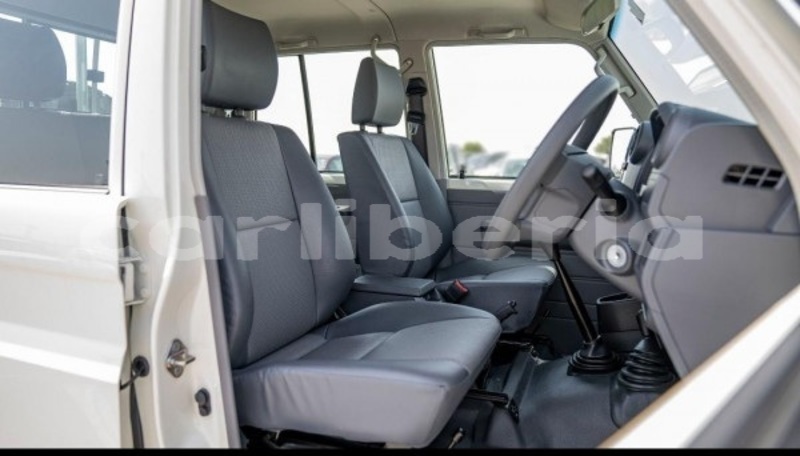 Big with watermark toyota land cruiser montserrado county monrovia 5199