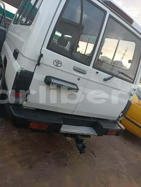 Big with watermark toyota land cruiser prado montserrado county monrovia 5205