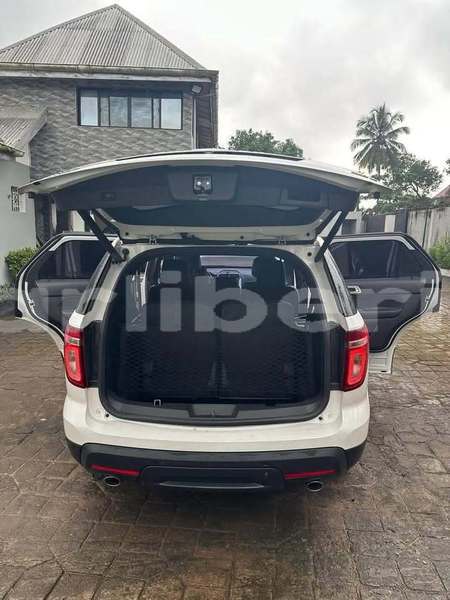 Big with watermark ford explorer montserrado county monrovia 5215
