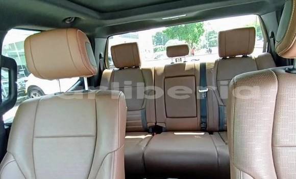 Buy Used Toyota Tundra White Car in Monrovia in Montserrado County Buy Used Toyota Tundra White Car in Monrovia in Montserrado County