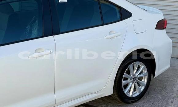 Buy Used Toyota Corolla White Car in Monrovia in Montserrado County Buy Used Toyota Corolla White Car in Monrovia in Montserrado County