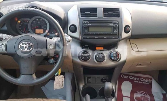 Buy Import Toyota HiAce Brown Truck in Import - Dubai in Bomi County Buy Import Toyota HiAce Brown Truck in Import - Dubai in Bomi County