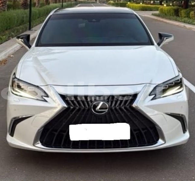 Big with watermark lexus es montserrado county monrovia 5248