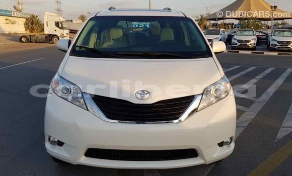 Buy Import Toyota Sienna White Car in Import - Dubai in Bomi County Buy Import Toyota Sienna White Car in Import - Dubai in Bomi County