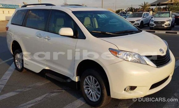 Buy Import Toyota Sienna White Car in Import - Dubai in Bomi County Buy Import Toyota Sienna White Car in Import - Dubai in Bomi County