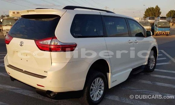Buy Import Toyota Sienna White Car in Import - Dubai in Bomi County Buy Import Toyota Sienna White Car in Import - Dubai in Bomi County