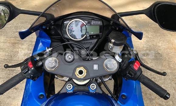 Buy Used Suzuki GSX Blue Bike in Monrovia in Montserrado County Buy Used Suzuki GSX Blue Bike in Monrovia in Montserrado County