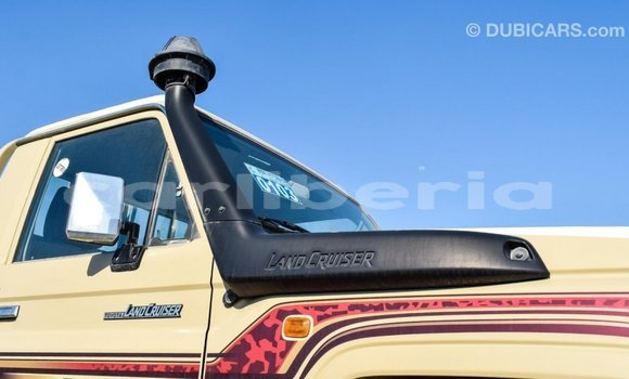 Buy Import Toyota Land Cruiser Beige Car in Import - Dubai in Bomi County Buy Import Toyota Land Cruiser Beige Car in Import - Dubai in Bomi County